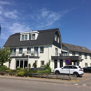 Boutique Hotel De Zwaluw